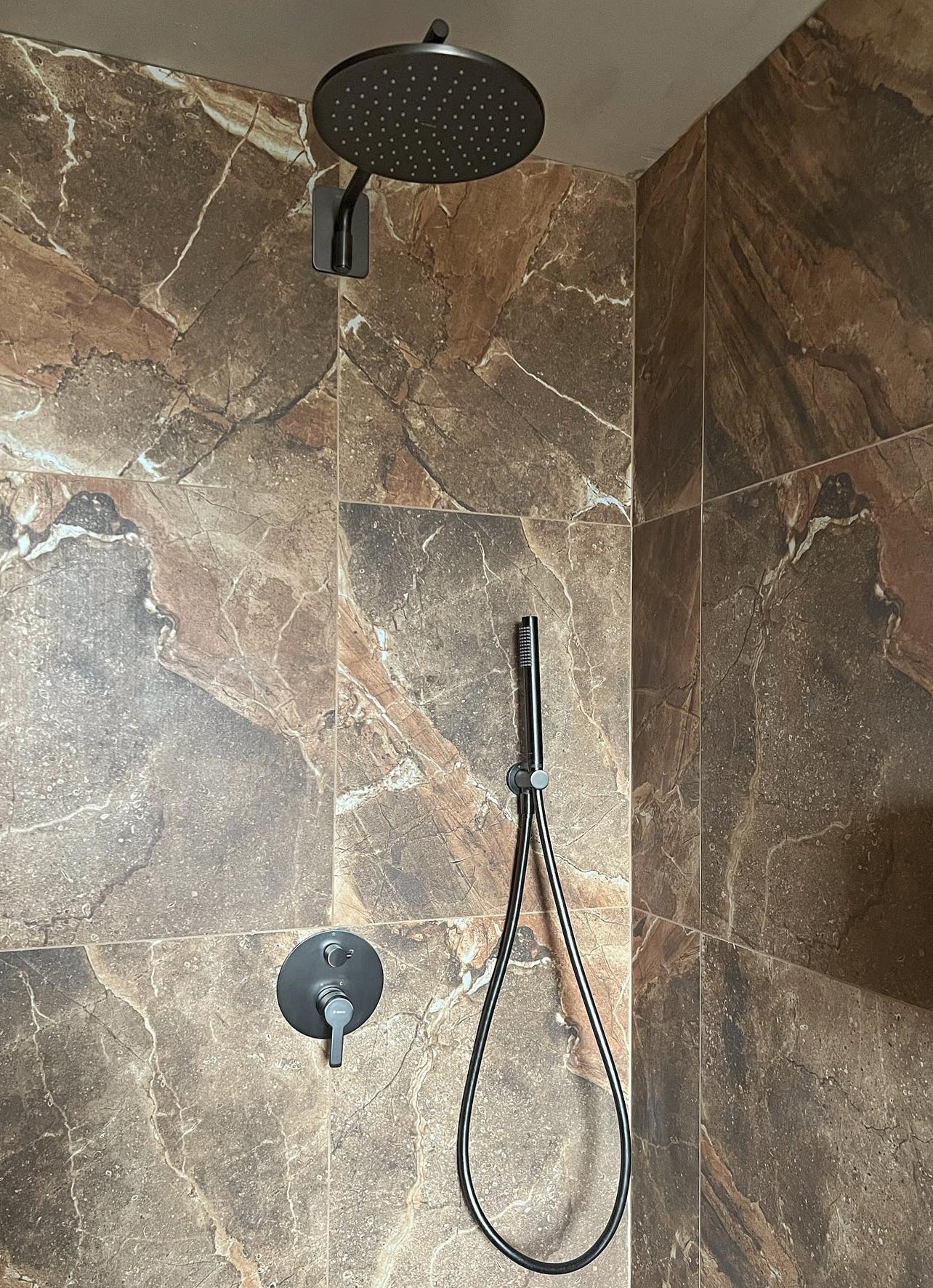 Deante CASCADA Kopfbrause (1 Strahlart) rund Ø 25 cm Titanium