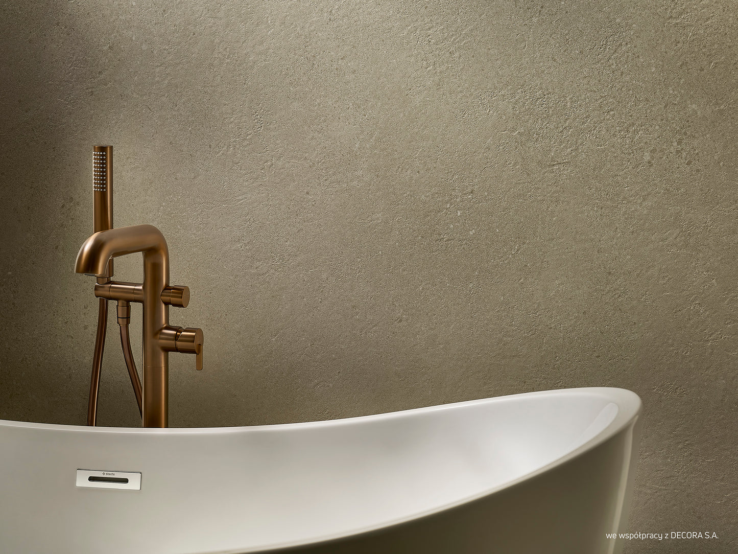 Deante SILIA Wannenarmatur freistehend mit Duschset L-Auslauf Bronze gebürstet