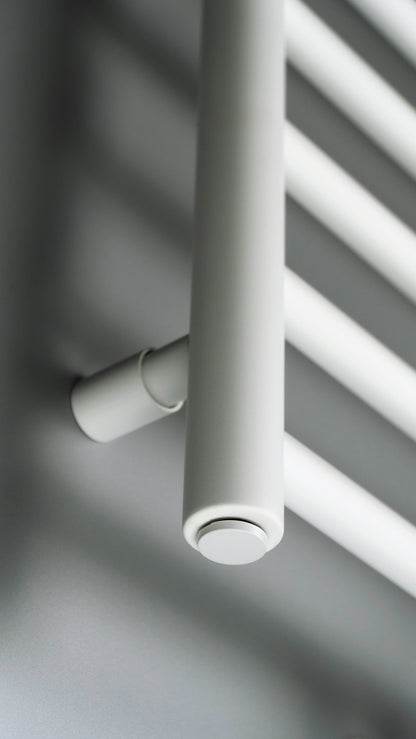 Deante SILIA Badheizkörper Handtuchwärmer Höhe 121 cm Weiß