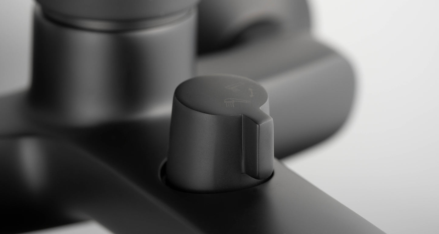 Deante BORO Aufputz-Wannenarmatur mit Mischer und Umschalter Schwarz