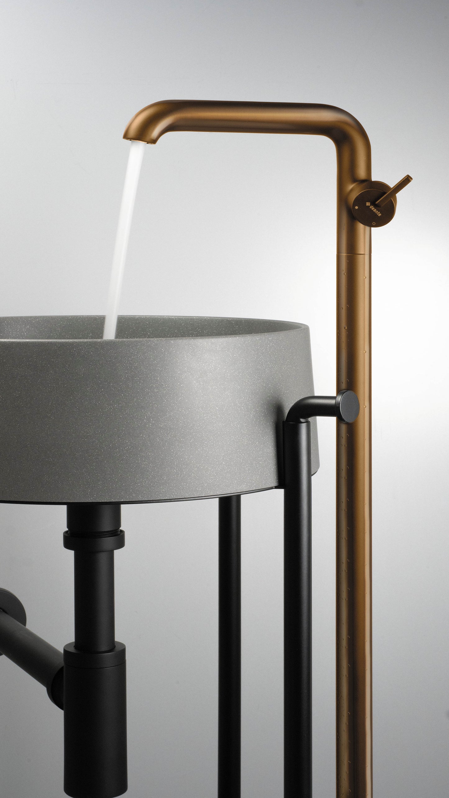 Deante SILIA Design-Waschbeckenarmatur freistehend Bronze gebürstet