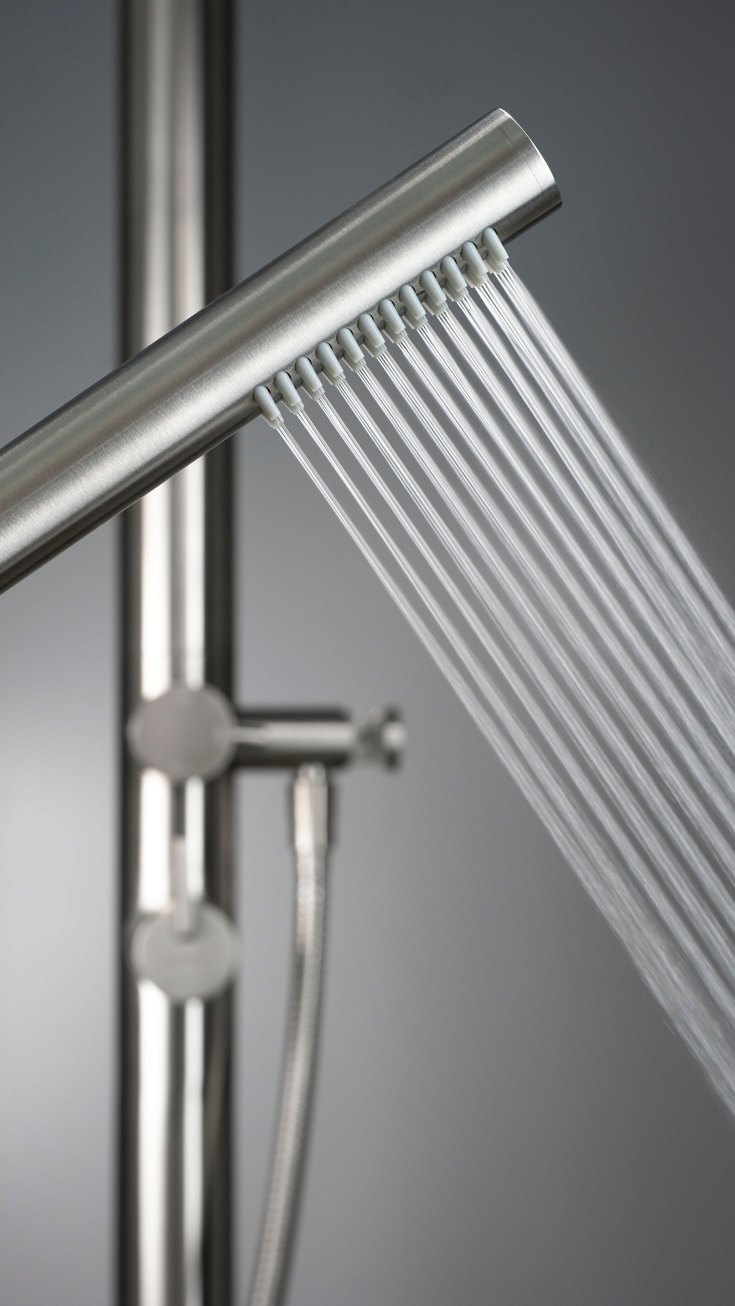 Deante SILIA Duschsäule / Gartendusche Bodenstehend Stahl gebürstet