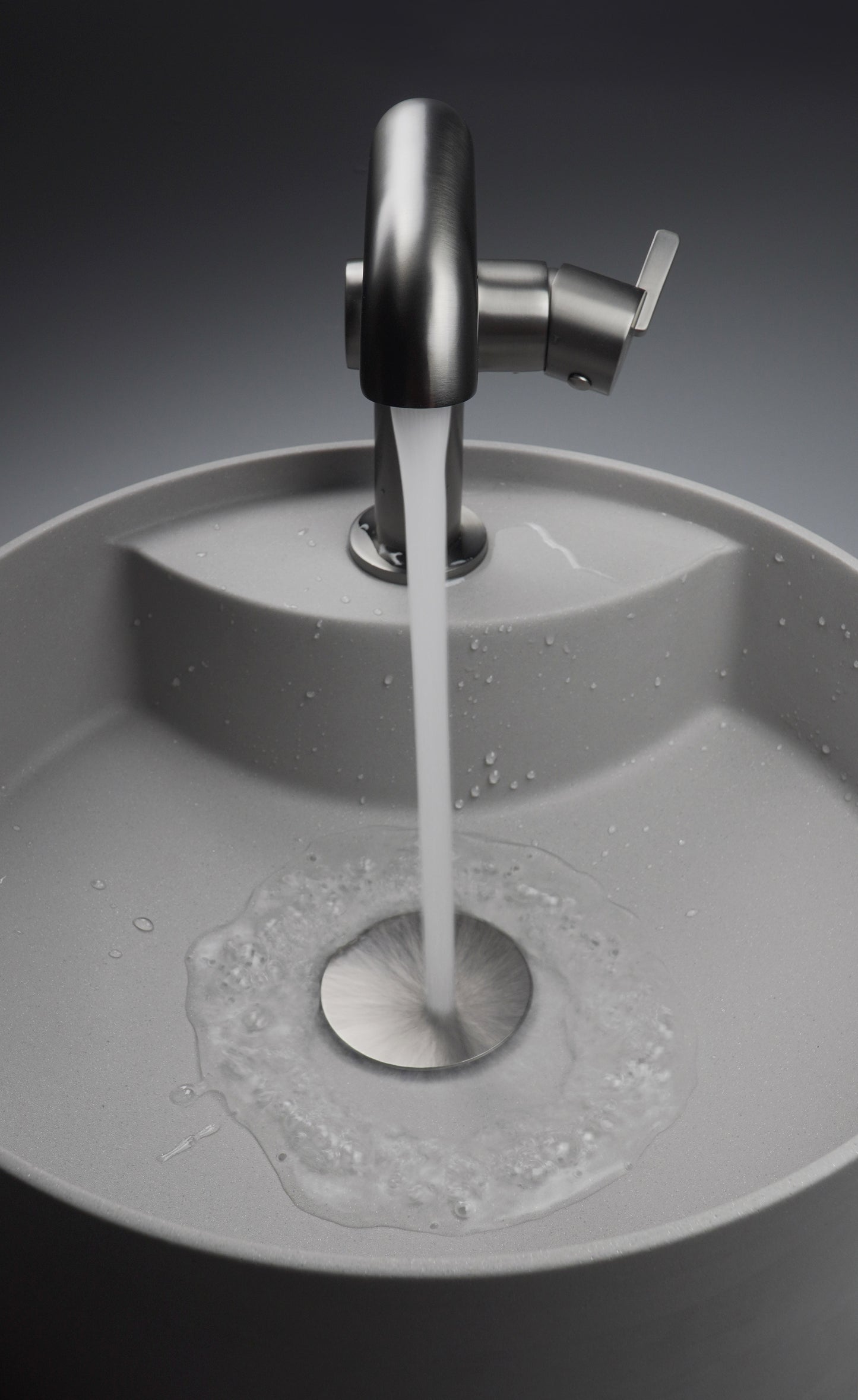 Deante SILIA Granit-Aufsatzwaschtisch mit Armaturenbank rund Ø 36 cm Grau Metallic