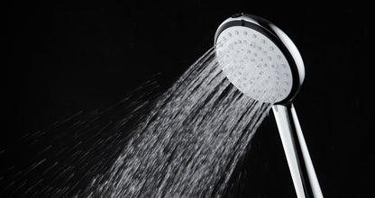 Deante BORO Duschkopf mit Halterung Anti-Kalk (6 Strahlarten) Chrom