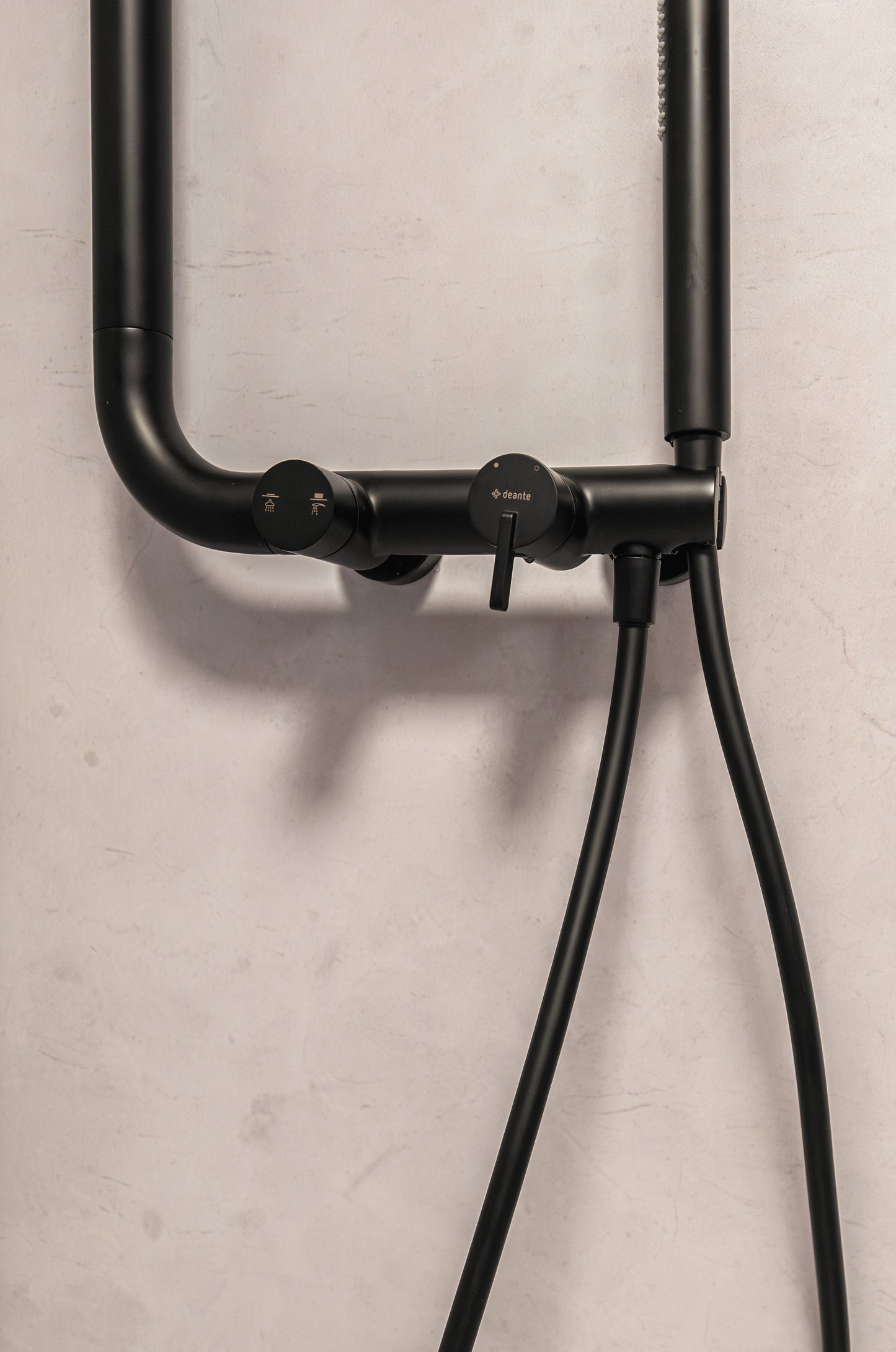 Deante SILIA Design-Duschsystem Armatur mit Funktionsschalter Schwarz