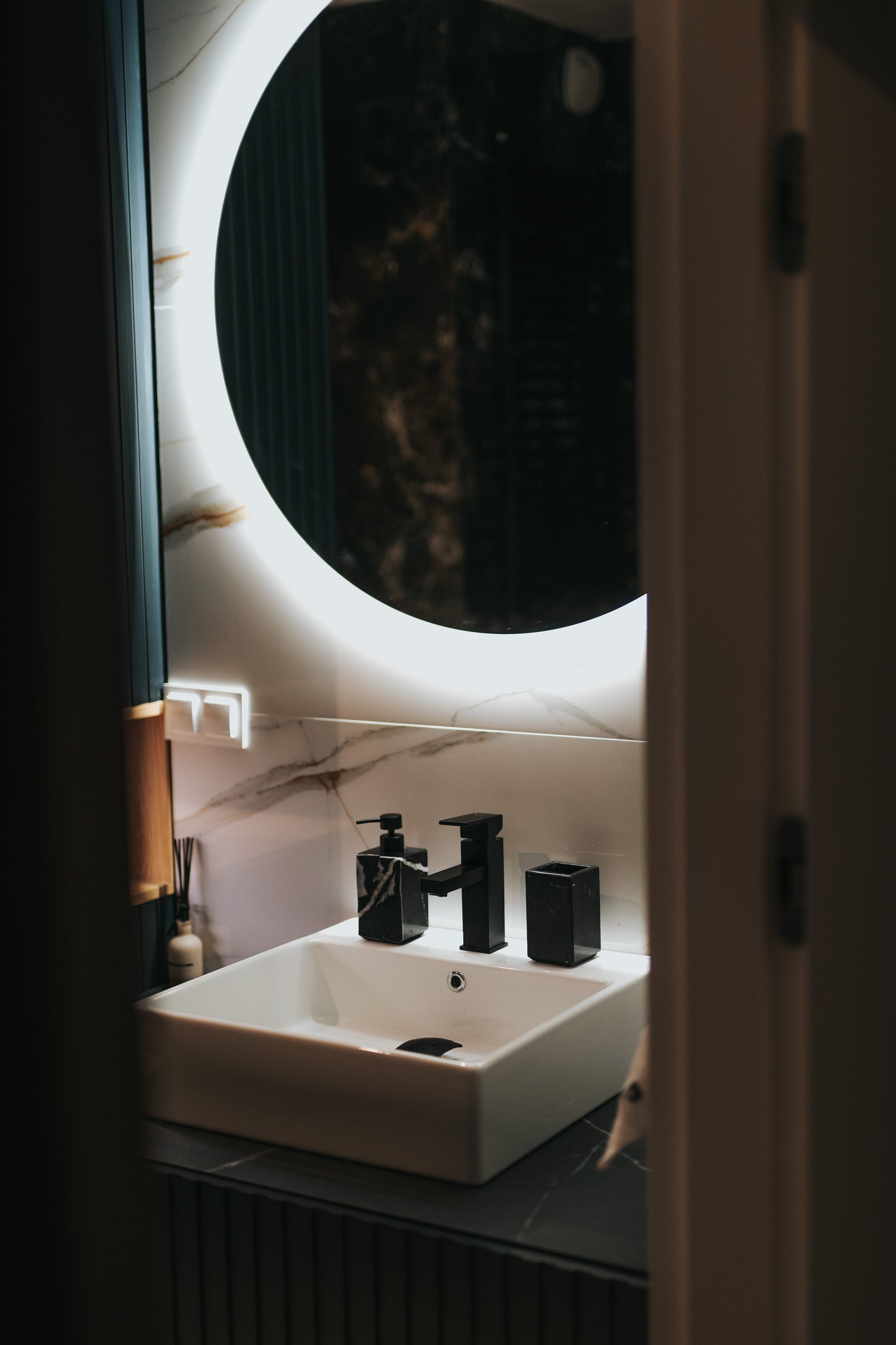 Deante ANEMON Waschtischarmatur Einhebelmischer Schwarz